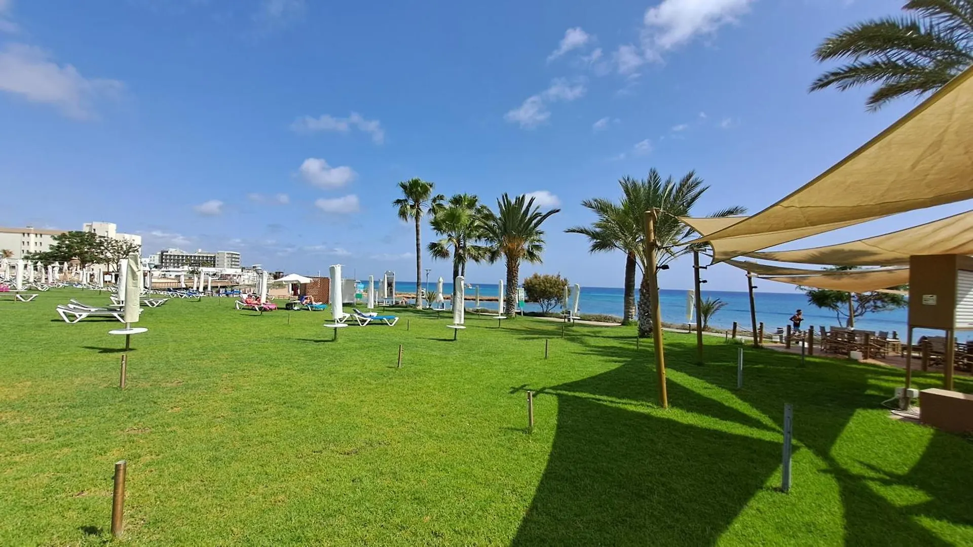 Dream Beach House Pernera Protaras 0*,